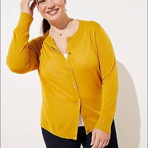 🔵Mustard colored long sleeve sweater